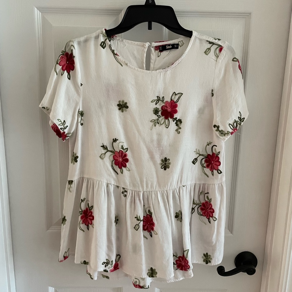 Floral Short Sleeve Peplum Blouse